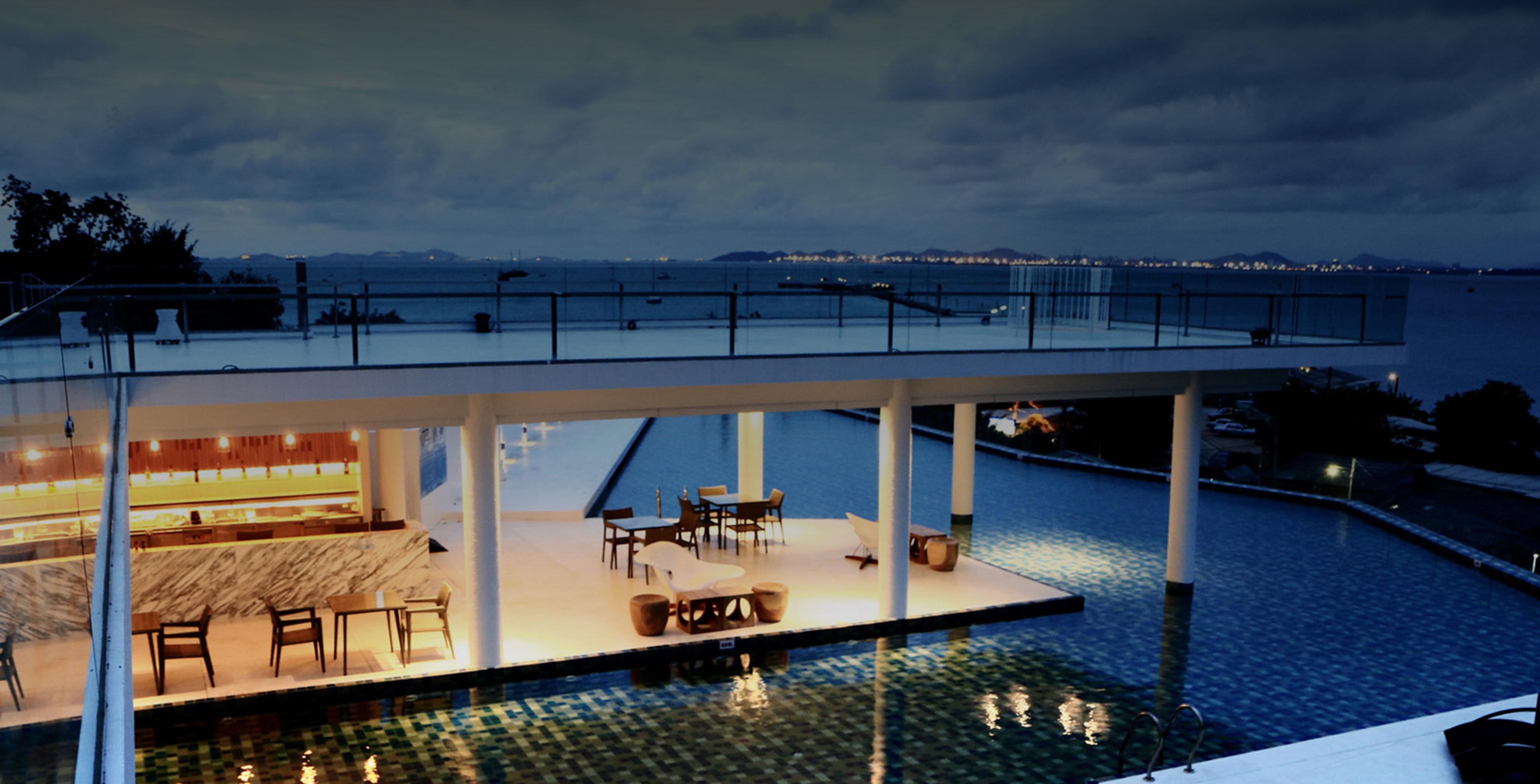 Tsix5 Hotel Pattaya Exterior foto