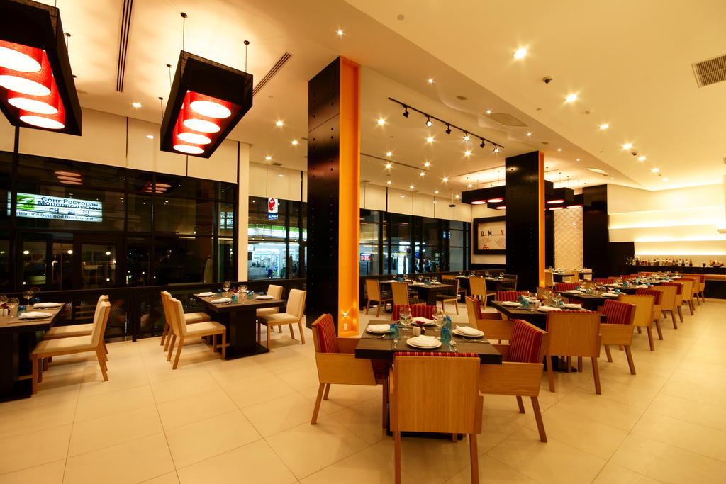 Tsix5 Hotel Pattaya Exterior foto