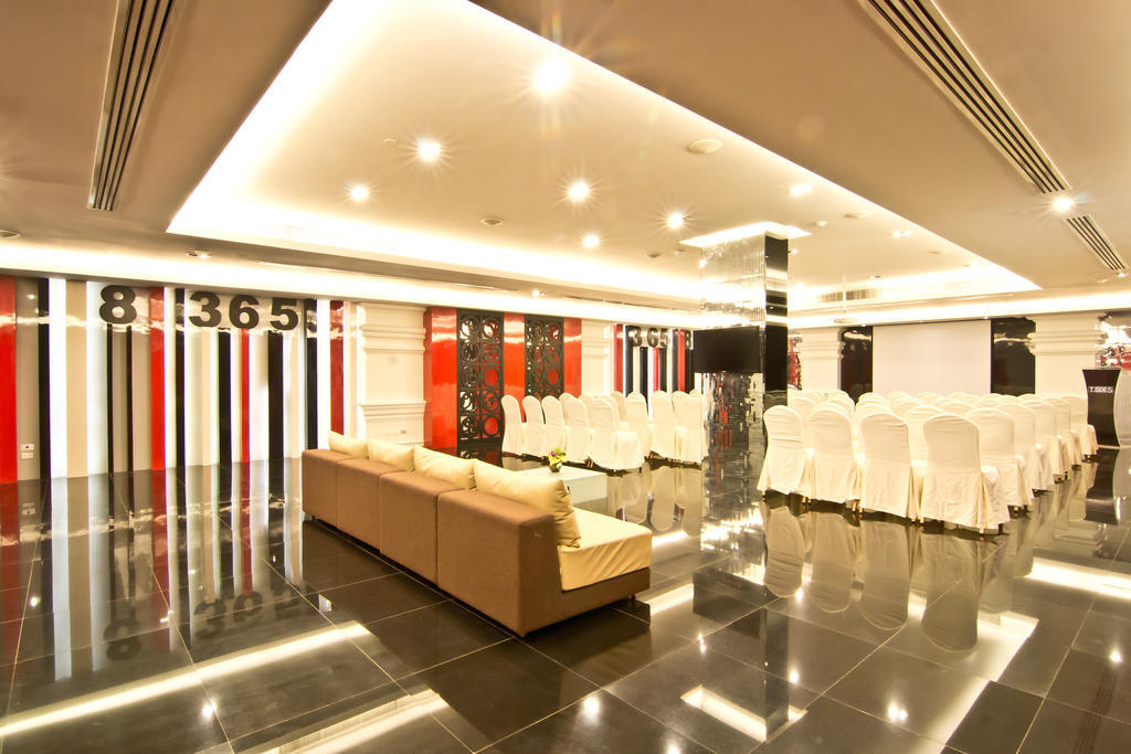 Tsix5 Hotel Pattaya Exterior foto